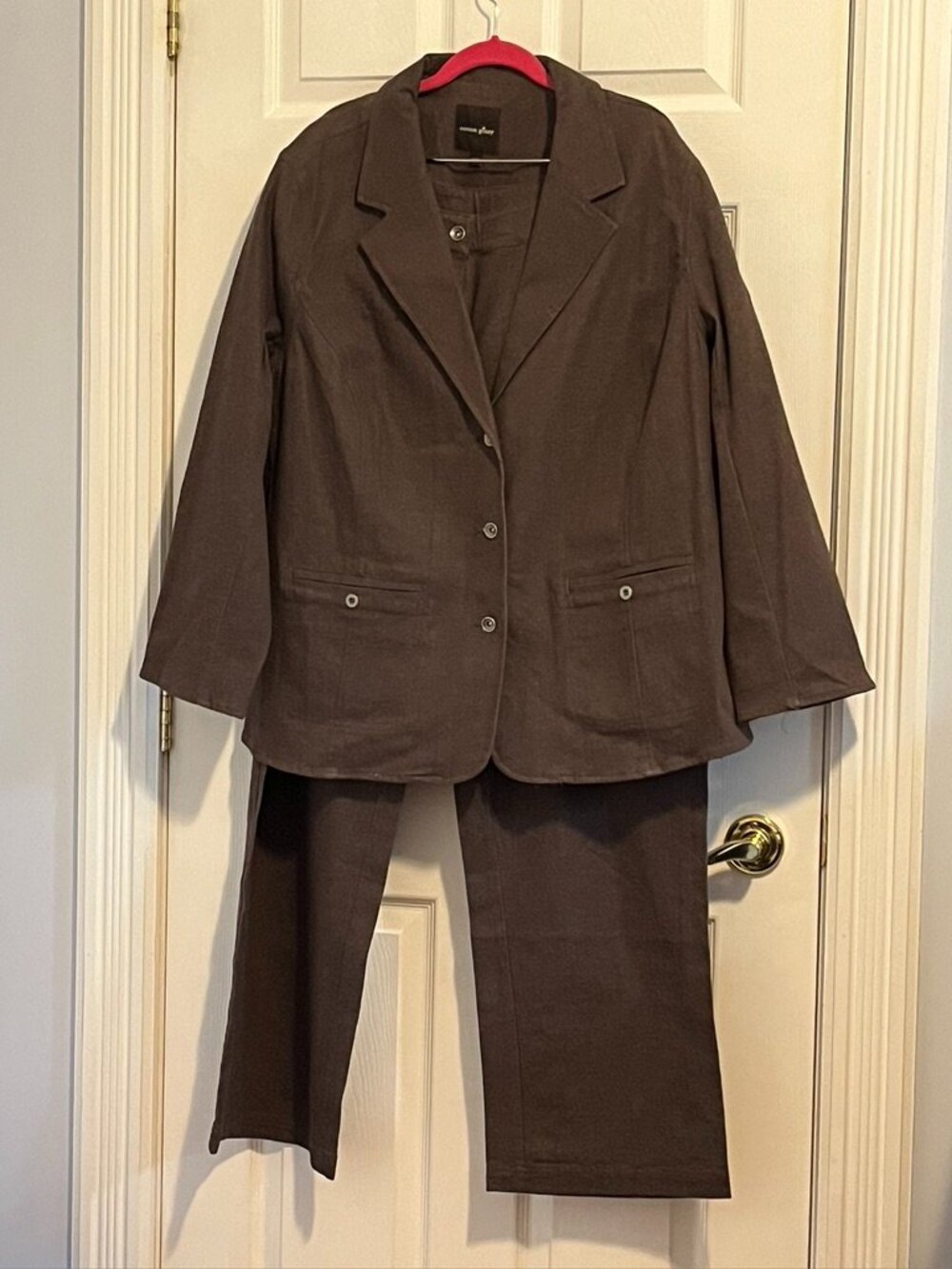 Brown casual business suit (Cotton Ginny Plus)